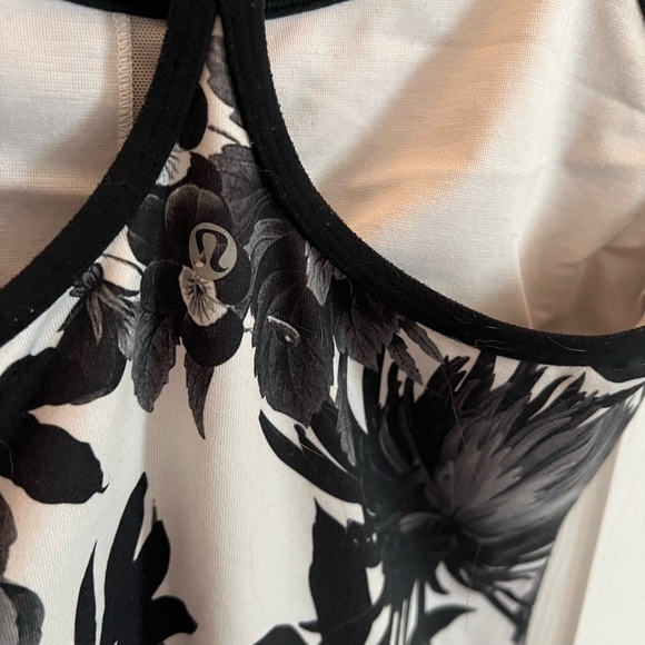 Lululemon Power Y Floral Tank - Picture 3 of 4